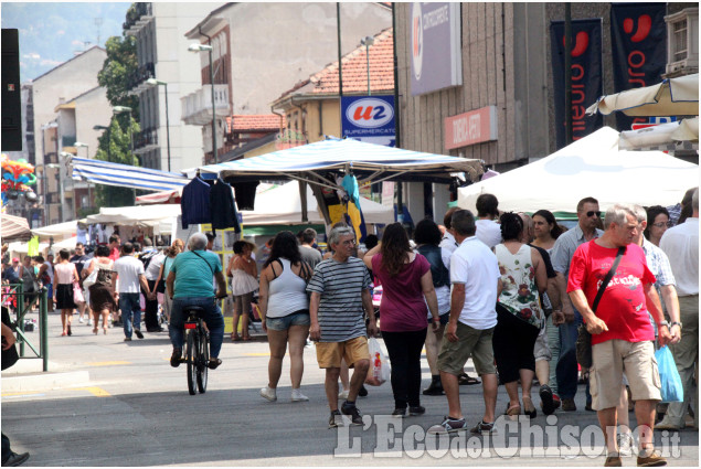 Nichelino: Festa della birra e bancarelle