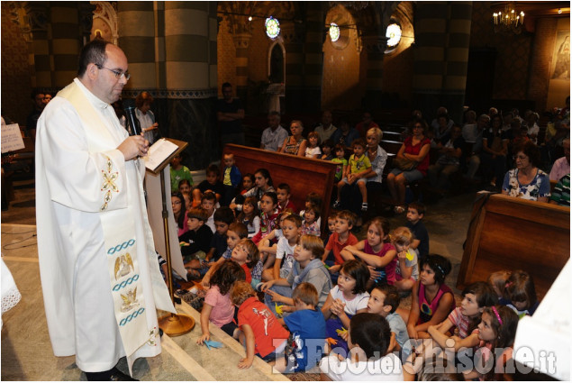 Pinerolo: San Maurizio Benedizione dei bambini 