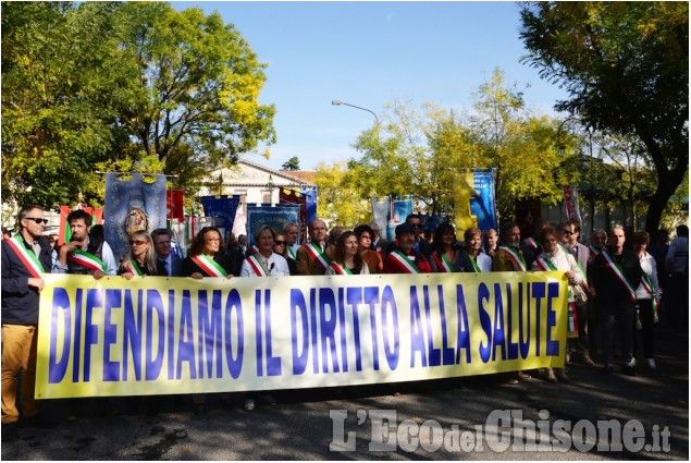 Pinerolo: corteo per salvare l&#039;ospedale Agnelli