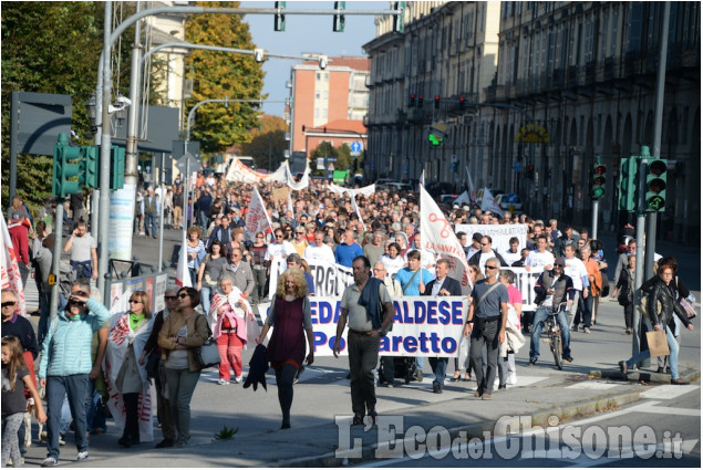 Pinerolo: corteo per salvare l&#039;ospedale Agnelli