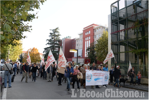 Pinerolo: corteo per salvare l&#039;ospedale Agnelli