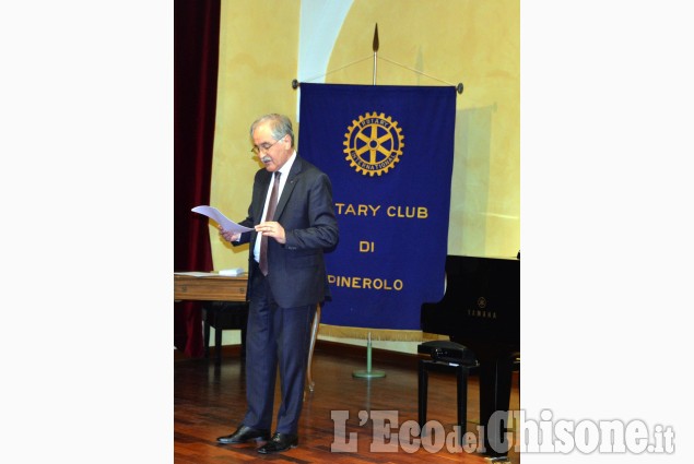 Il Rotary Club Pinerolo consegna 27&quot; premi di studio&quot;