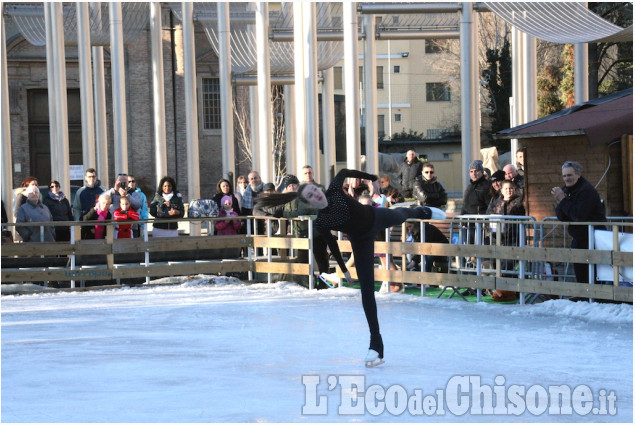 Nichelino: esibizione finale sulla pista di pattinaggio