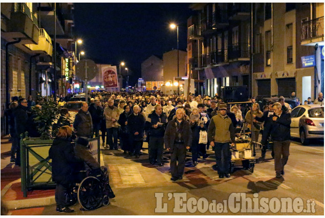 Nichelino: folla alla Via Crucis