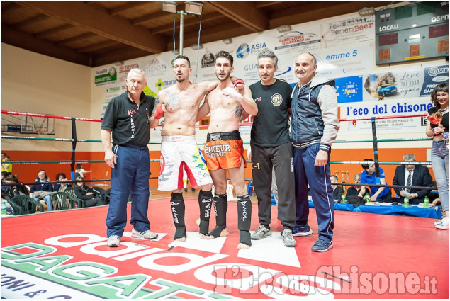 Pinerolo: kick boxing al palazzetto