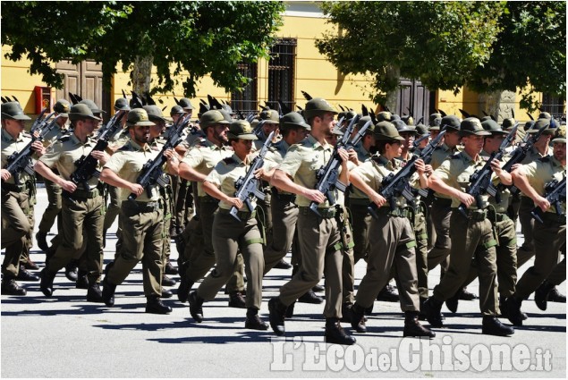 Comandante del 3°Alpini a Pinerolo Colonnello  Nicola Piasente