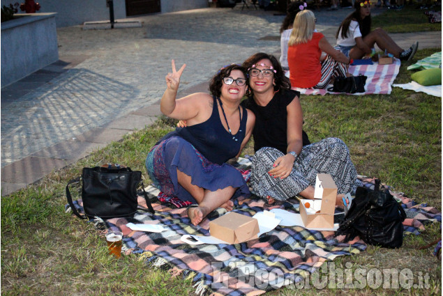 Nichelino: picnic hippie al Centro giovani