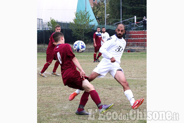 Calcio 2ª cat.: Piossasco-Vinovo Boys