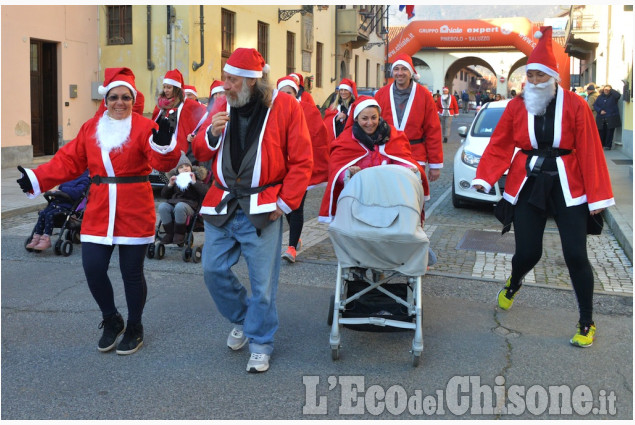 Frossasco: Corsa dei Babbo Natale