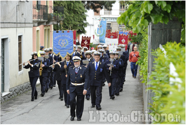 Pinasca: il corteo per i 50 anni dell&#039;Avis comunale