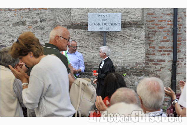 Luserna S.G.: intitolato il Piazzale della Riforma Protestante