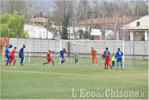 Calcio Eccellenza: Pinerolo ferma la capolista Fossano