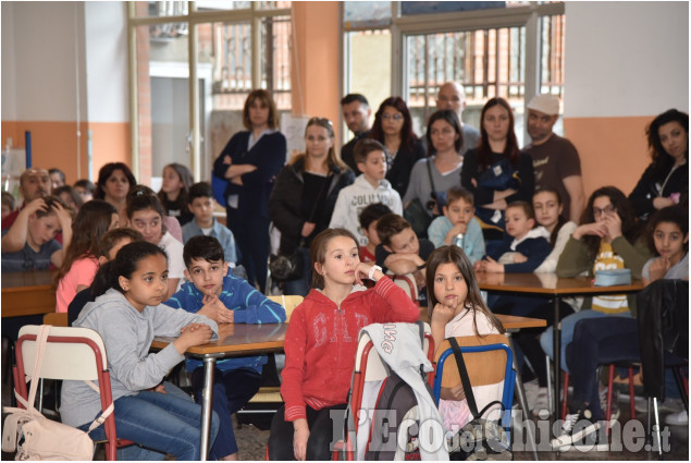 Pinerolo: Giochi Linguistici nella scuola primaria Giovanni XXlll