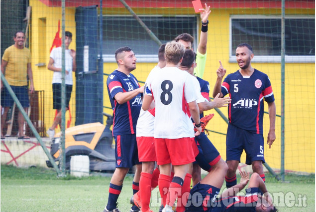 Calcio: Cavour-Infernotto finisce in rissa, fuori e dentro il campo 