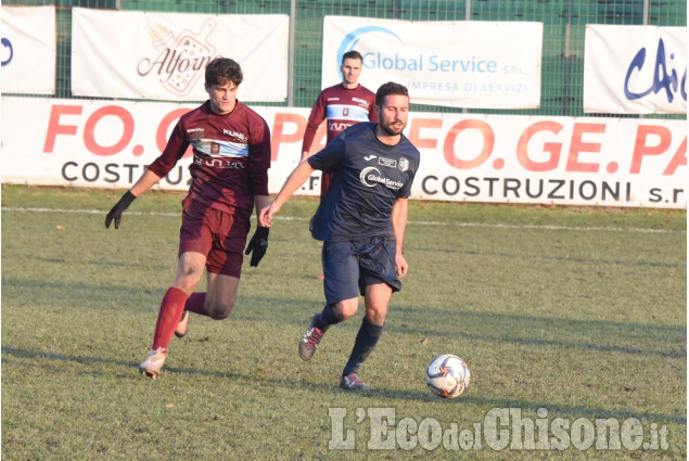 Calcio: Pinerolo riagguanta Saluzzo al 90'