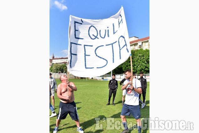 Calcio:Pinerolo trionfa ,è serie D