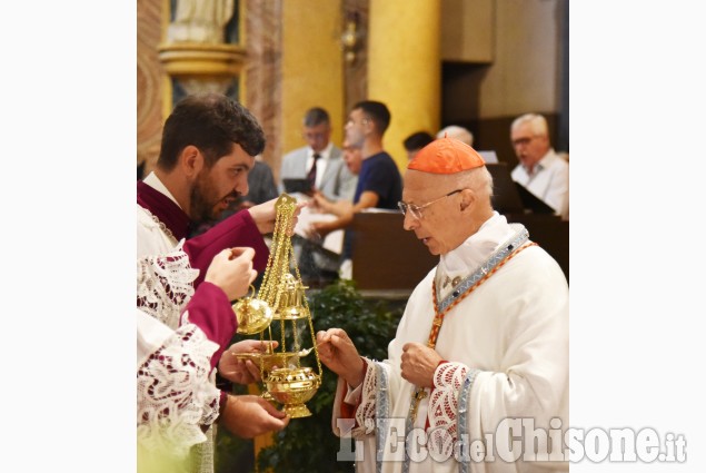 Il Cardinale Angelo Bagnasco ospite a Cumiana