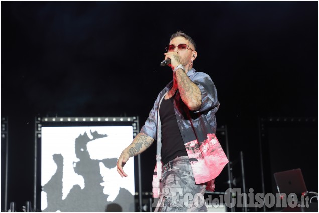 Stupinigi Sonic Park: la notte di Gué ed Emis Killa