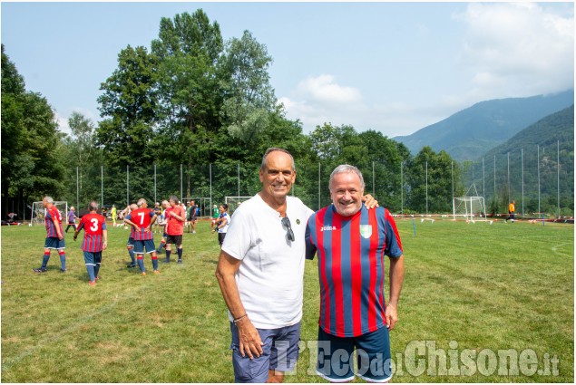 Bobbio Pellice, in campo Walking football