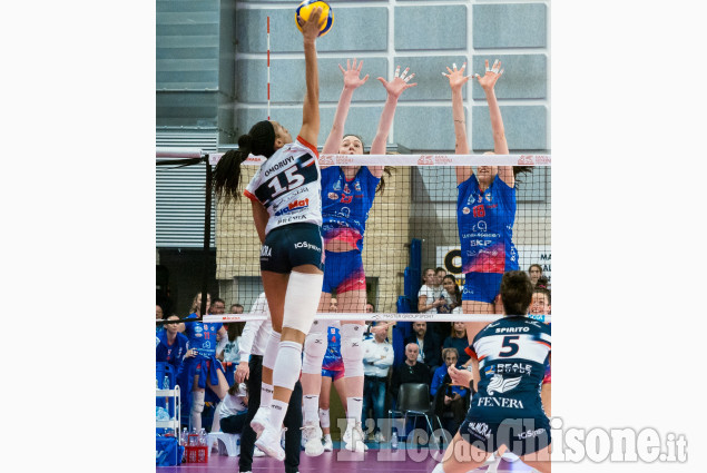 Volley A1 femminile, fotocronaca di una magica domenica: Pinerolo-Chieri 3-1