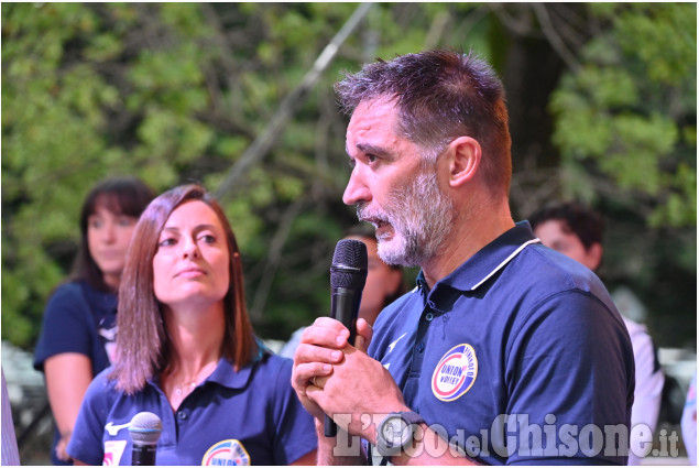 Per l'Artigianato la presentazione  delle squadre di calcio e pallavolo