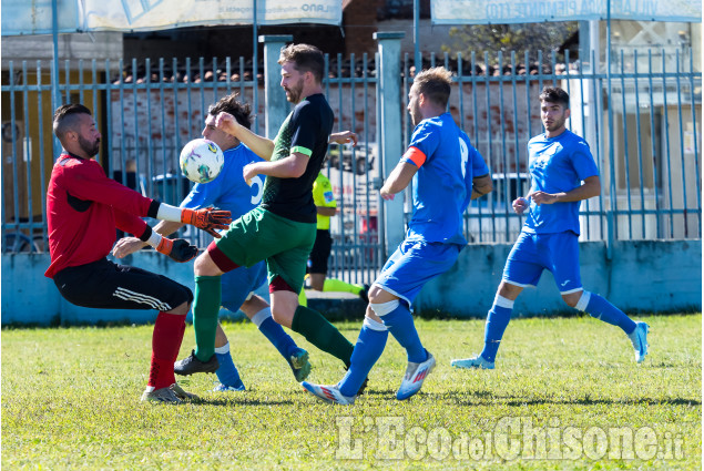 Calcio Promozione: 2-2 tra Villafranca e Pinerolese con tre rigori