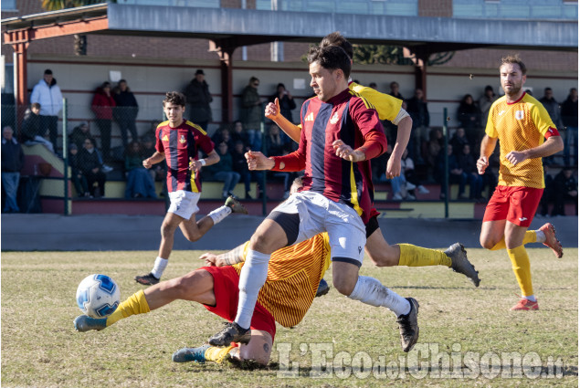  Calcio Promozione :il derby tra Cavour e Villafranca finisce 0-0 nella noia