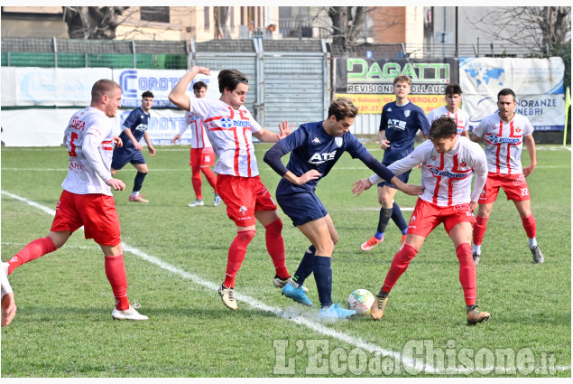 Calcio Eccellenza: Pinerolo si aggiudica lo scontro d’alta classifica con Cuneo, decide De Riggi.