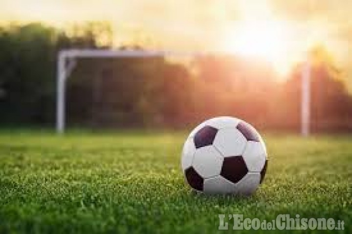 Calcio: si fermano tutti i campionati provinciali 