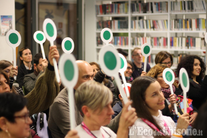 "Incipit offresi" oggi fa tappa nella biblioteca di Piossasco