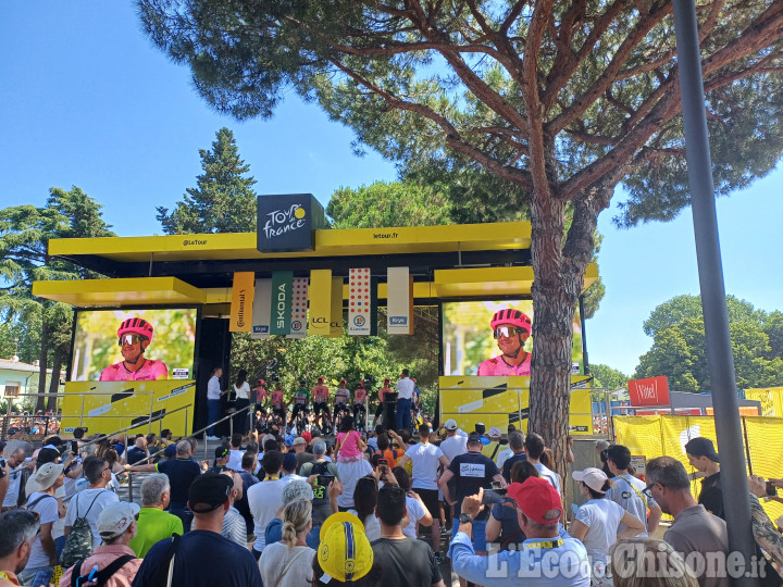 Tour de France, -2 a Pinerolo: San Luca show, il giallo lo indossa Pogacar