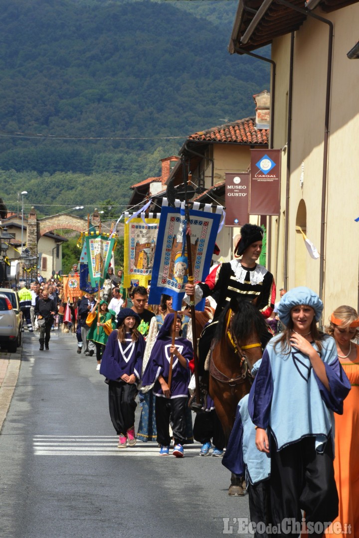 A Frossasco una domenica con il Corteo storico degli Abbà