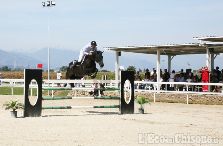 Equitazione: weekend di gare all'Horsebridge