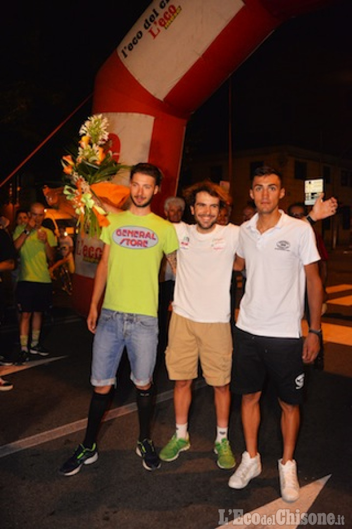 Jacopo Mosca profeta in patria nel circuito serale di Pinerolo, ciclismo Elite ed under