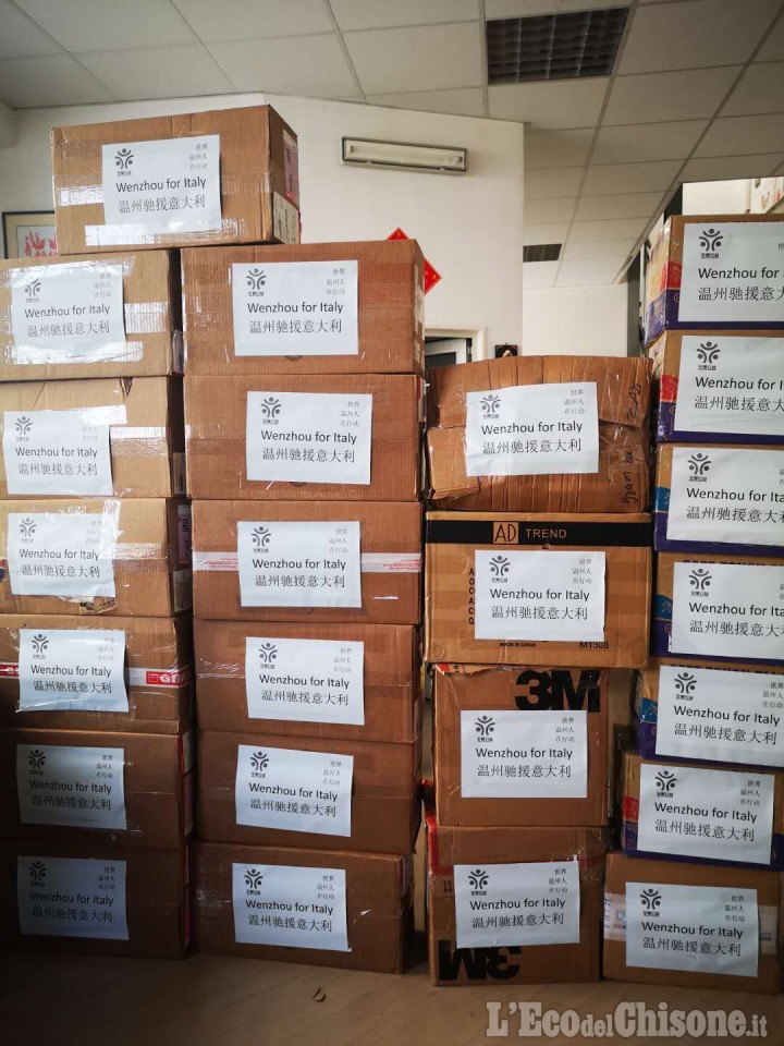La comunità cinese dona al Piemonte grande quantità di materiale di protezione dal coronavirus