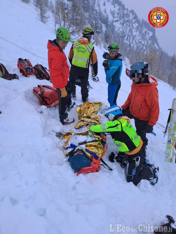 Valanga a Pragelato: soccorsi i tre scialpinisti che l'hanno provocata