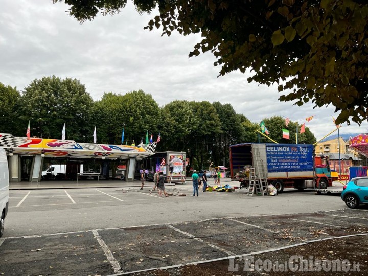 Pinerolo: domani pomeriggio parte il luna park