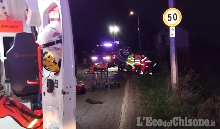 Auto fuori strada tra Pancalieri e Lombriasco, quattro i feriti