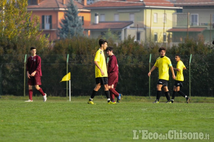 Calcio: Pinerolo porta via tre punti dalla Liguria