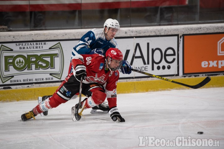 Hockey ghiaccio Ihl, Bulldogs Valpellice regge un tempo ma Como allunga e fa 5-3