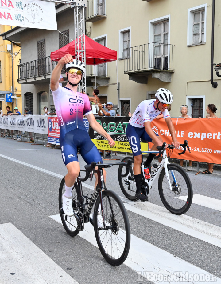 Ciclismo, tra gli allievi trionfo di due cuneesi ad Osasco