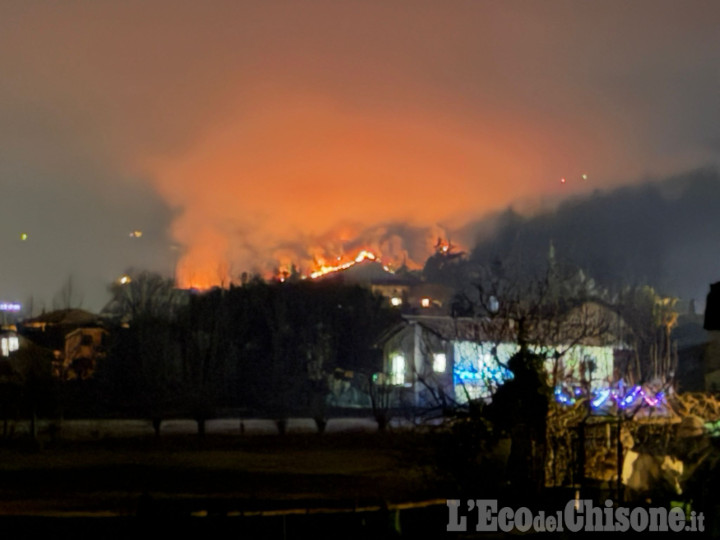 Cumiana: incendio doloso sopra Borgata Picchi