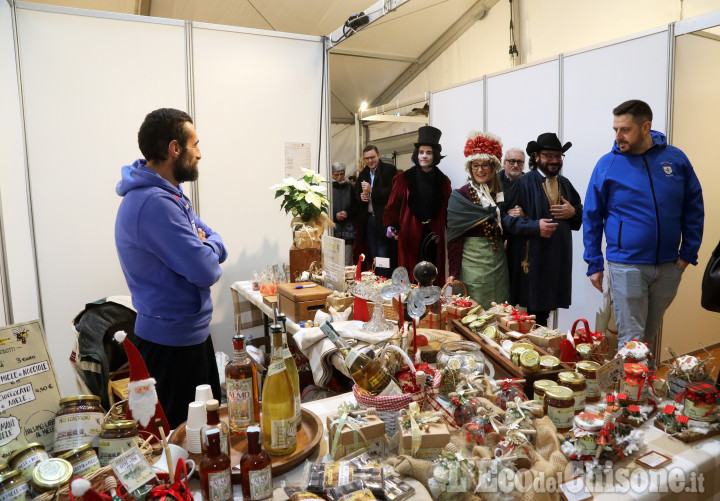 None: inaugurato Natale al cioccolato, grandi ospiti