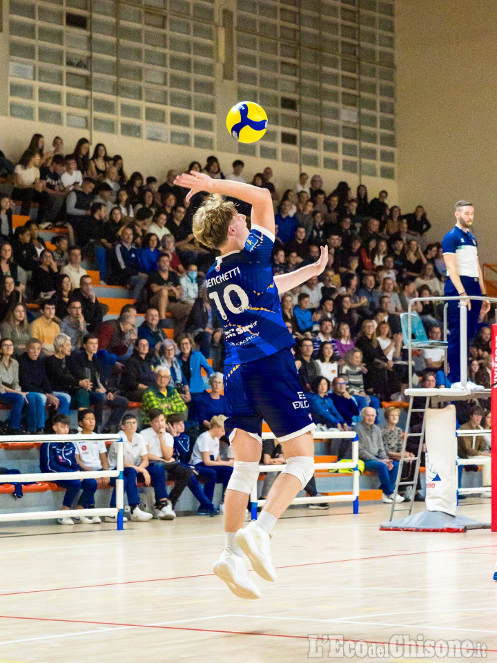 Volley B maschile, a Pinerolo la Valchisone cerca punti contro Novi Ligure