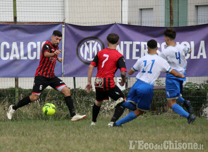 Calcio: Pinerolo vola a punteggio pieno