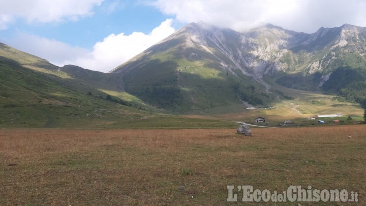 Poligono di Pian dell'Alpe: incontro sul campo tra vertici militari, sindaco di Usseaux e parco Alpi Cozie