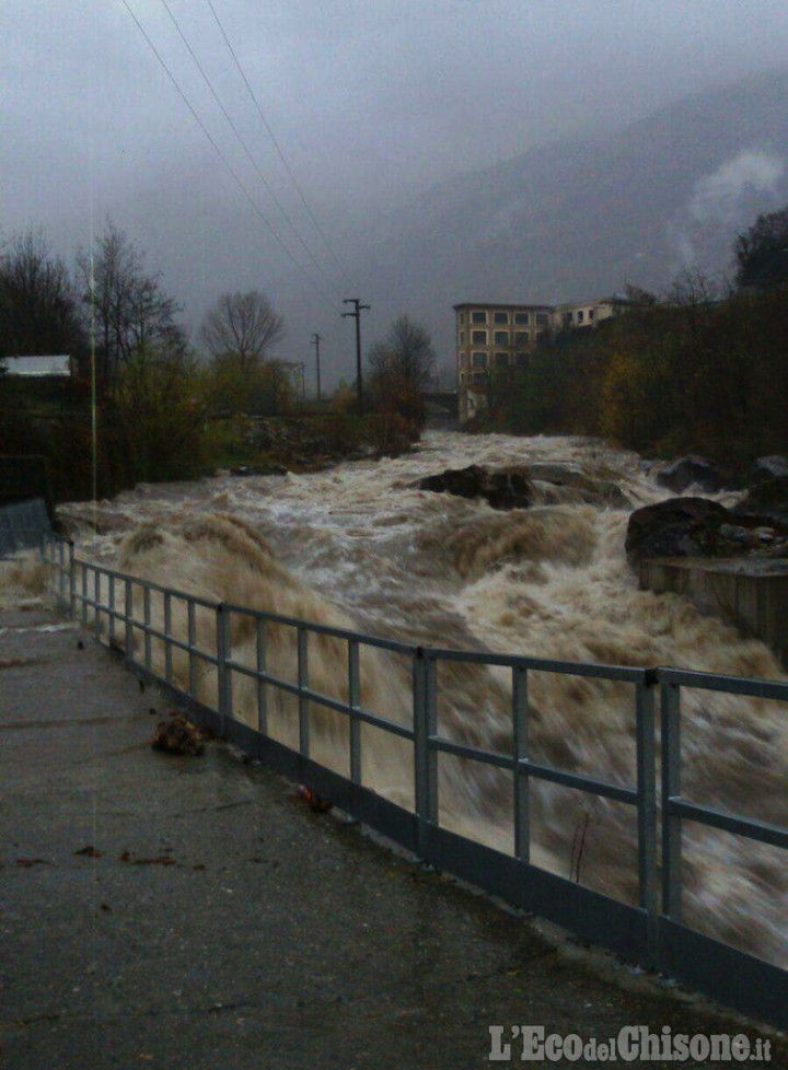 Allerta Maltempo: anche domani scuole chiuse, interdetto Ponte Palestro a Porte