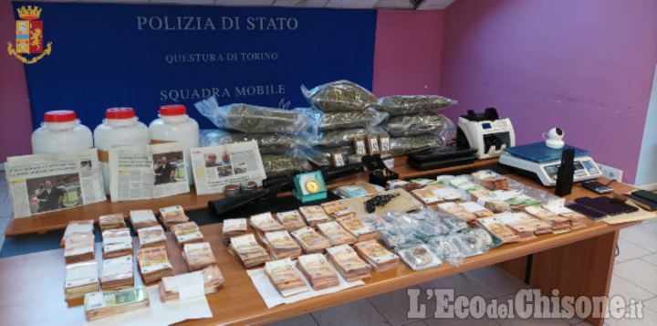 Un bottino di oltre 600mila euro in un garage interrato a Nichelino, due arrestati per droga