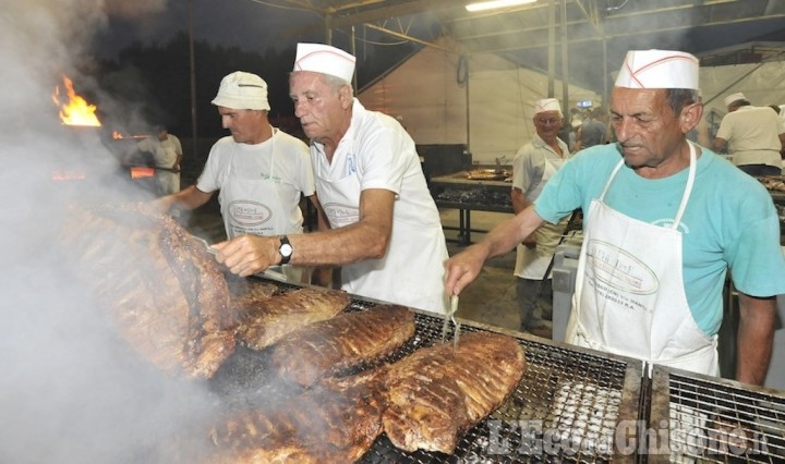 Festa a Porte: grigliata a pranzo, bollito e  soupa barbetta a cena