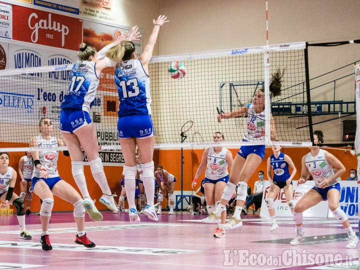 Volley, gara 2 di semifinale a Pinerolo: le biancoblu sfidano Ravenna e cercano la finale